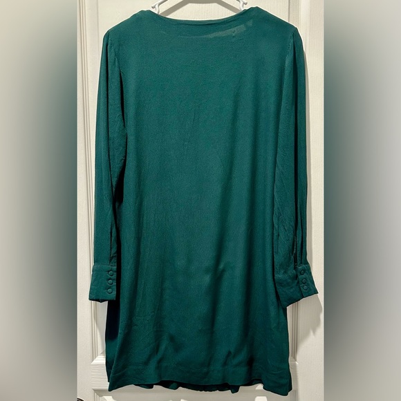 Madewell Long Sleeve Novel Clustered Button Front Shift Dress in Smokey Spruce - Picture 6 of 7